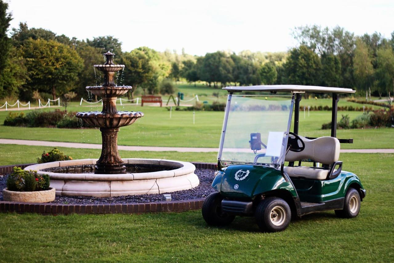 Готель Calderfields Golf & Country Club Волсолл Екстер'єр фото